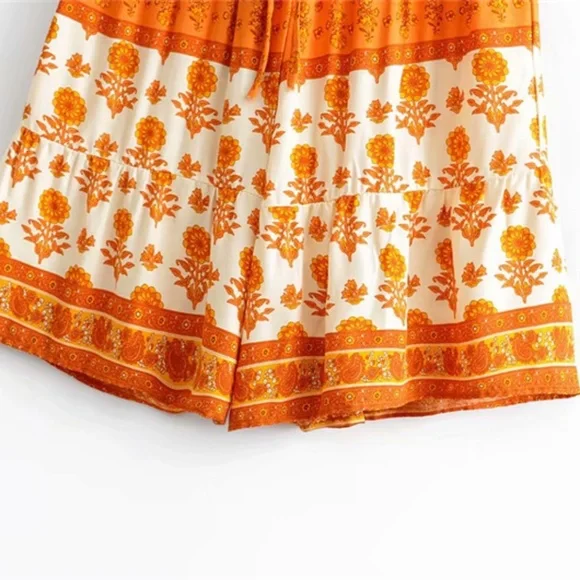 027 Boho Green Floral Gypsy Elastic Waist Shorts - Picture 3 of 8